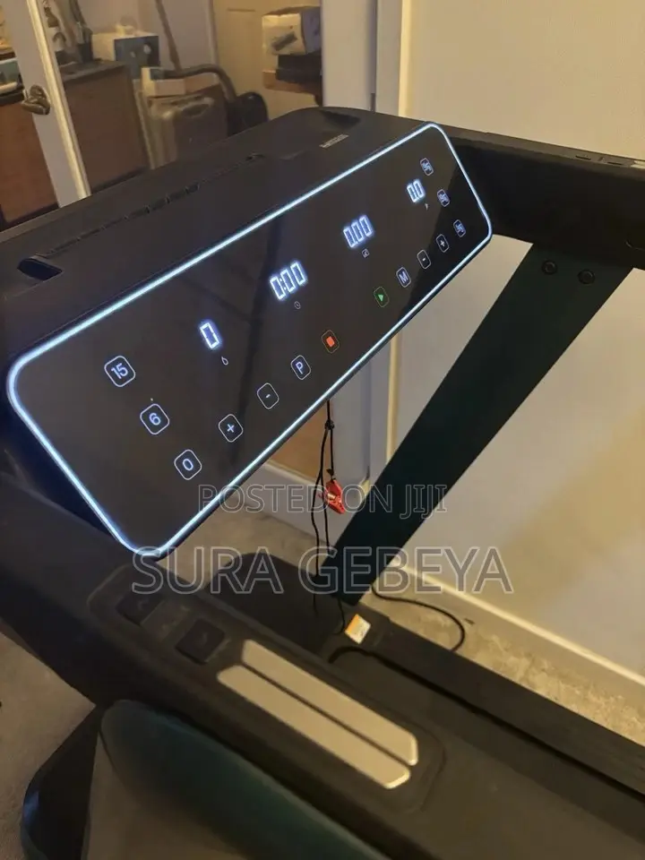 የአካል ብቃት እንቅስቃሴዎን በአዲዳስ Home Treadmills