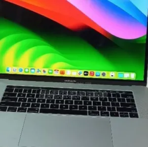 New Laptop Apple MacBook Pro 2017 8GB Apple M1 SSD 512GB