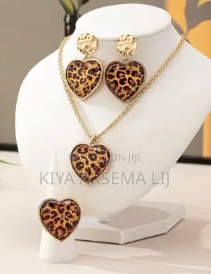 Photo - Full Set Necklace