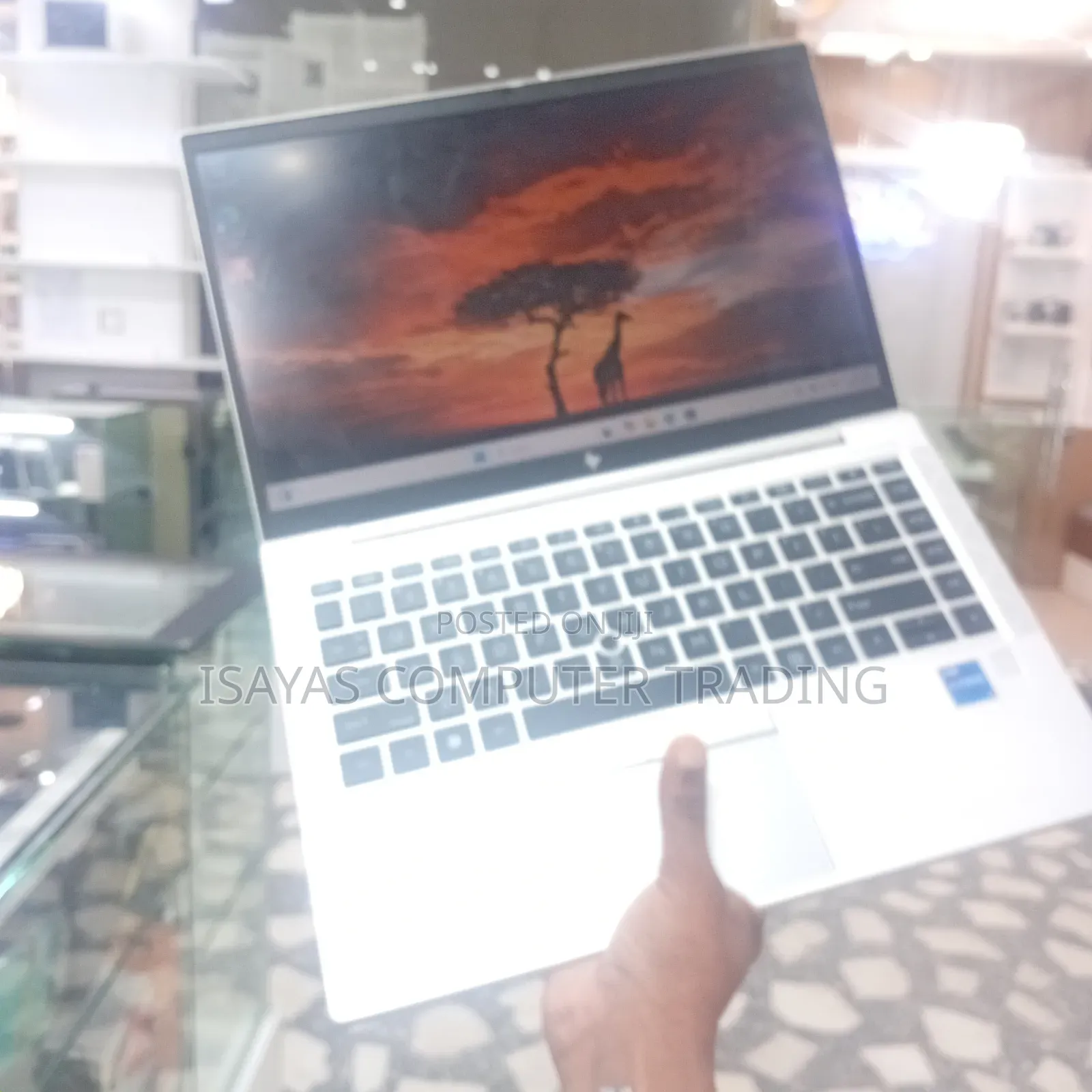 New Laptop HP EliteBook 840 G8 16GB Intel Core I7 SSD 512GB