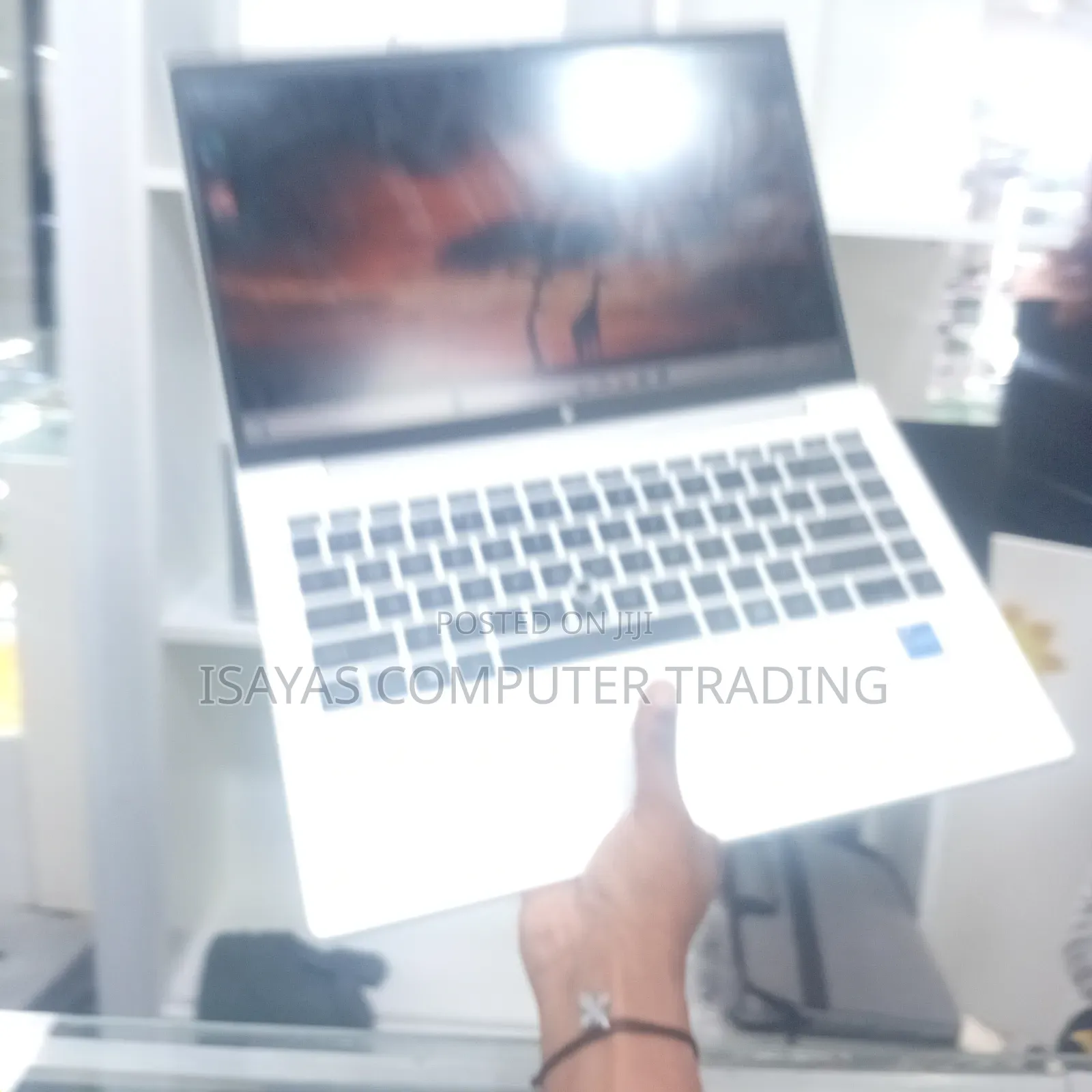 New Laptop HP EliteBook 840 G8 16GB Intel Core I7 SSD 512GB