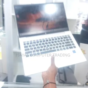New Laptop HP EliteBook 840 G8 16GB Intel Core I7 SSD 512GB
