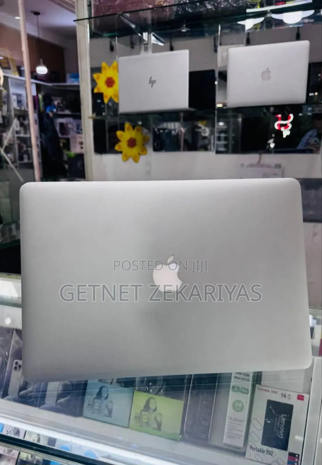 New Laptop Apple MacBook Pro 2015 16GB Intel Core I7 SSD 256GB