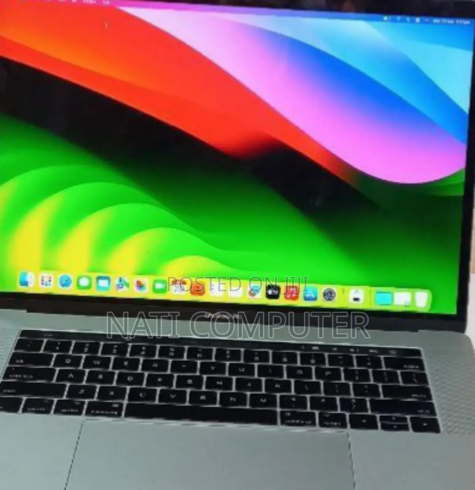 New Laptop Apple MacBook Pro 2017 16GB Intel Core I7 SSD 256GB