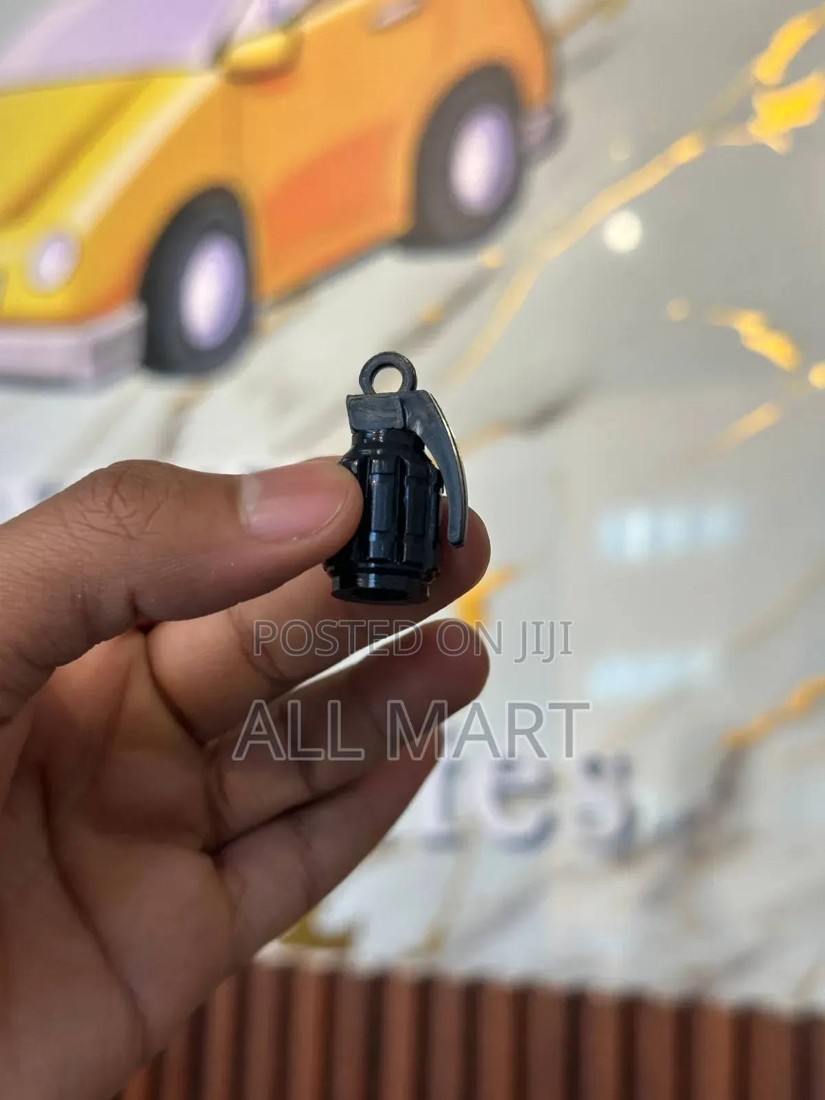 የጎማ ማስዋብያ ለየት ያሉ ዲዛይን ያላቸው -