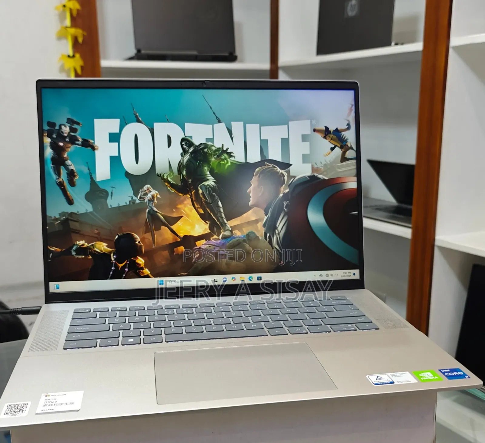 New Laptop Dell Inspiron 15 16GB Intel Core I7 SSD 512GB