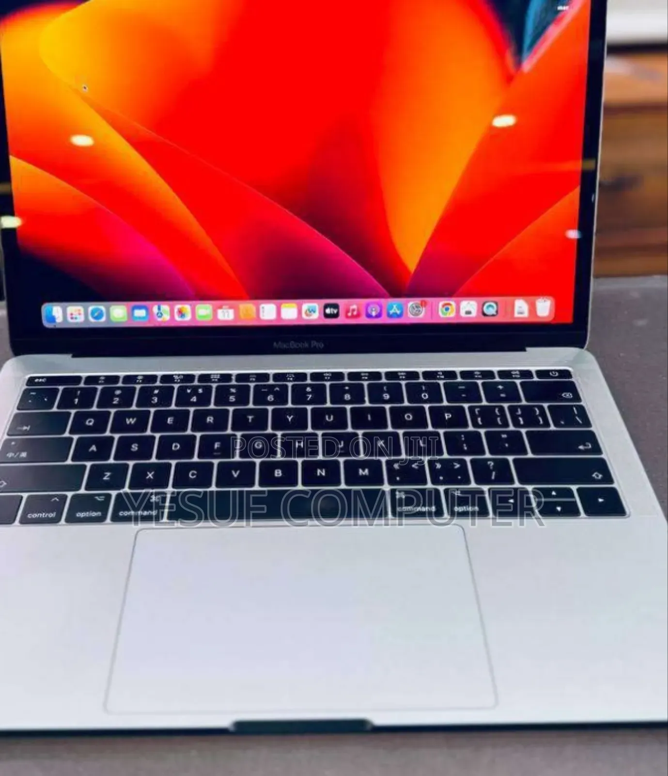 New Laptop Apple MacBook Pro 2017 8GB Apple M4 Pro SSD 512GB