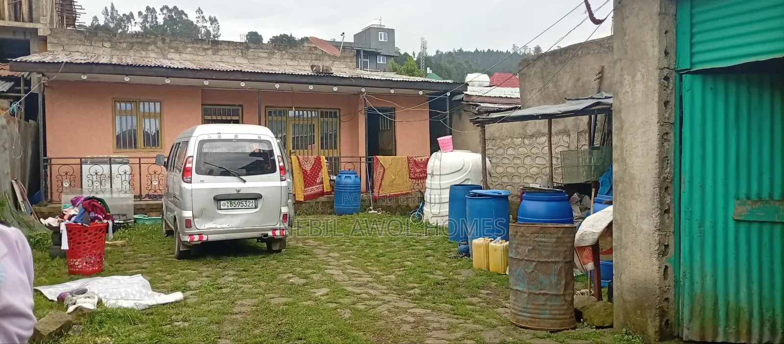 የሚሸጥ መሬት Land for SLL