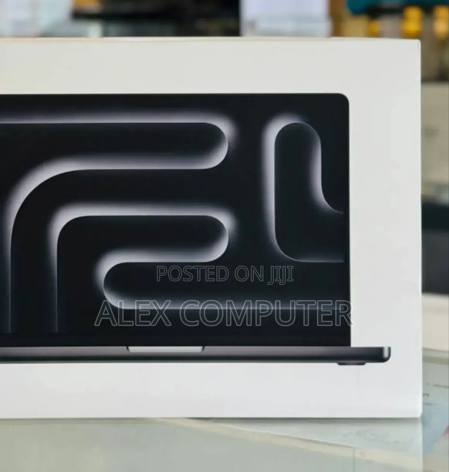 New Apple MacBook Pro 2024 M4 14-Inch 24GB Apple M4 Pro SSD 512GB