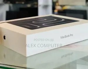 New Apple MacBook Pro 2024 M4 14-Inch 24GB Apple M4 Pro SSD 512GB