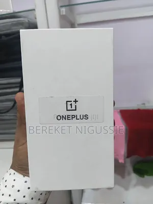 Photo - New OnePlus 12R 256 GB Black