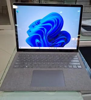 New Laptop Microsoft Surface Laptop 4 16GB Intel Core I7 SSD 512GB