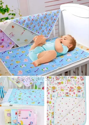 Photo - Waterproof Baby Urine Mat Cover