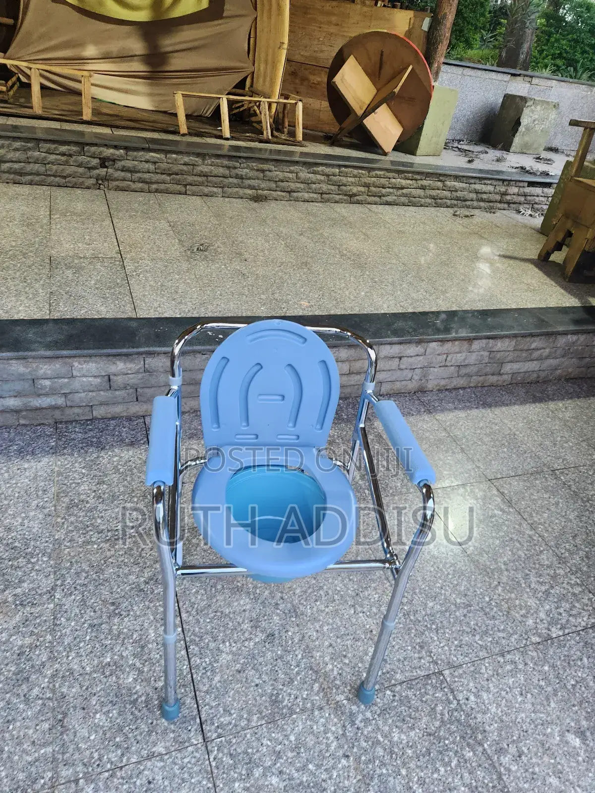 Commode Chair予我poty Chair Almunium Foldable Stainless Shower Chair