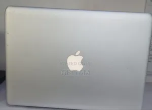 New Laptop Apple MacBook Pro 2017 8GB Intel Core I5 SSD 1T