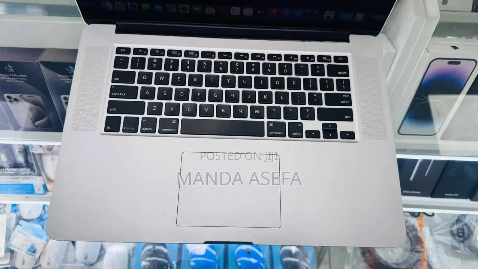New Laptop Apple MacBook Pro 2015 16GB Intel Core I7 SSD 256GB