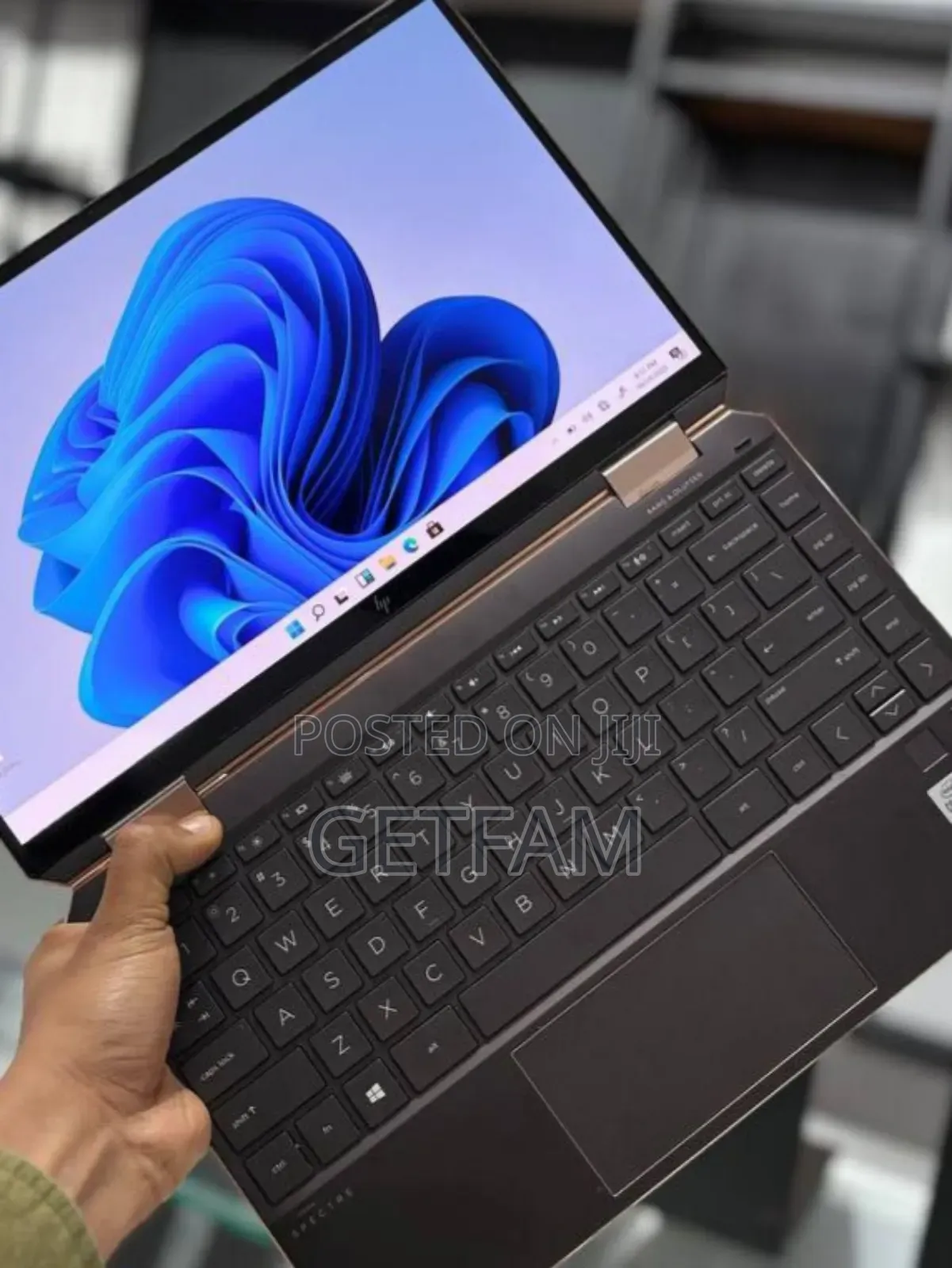 New Laptop HP Spectra 13 16GB Intel Core I7 SSD 512GB