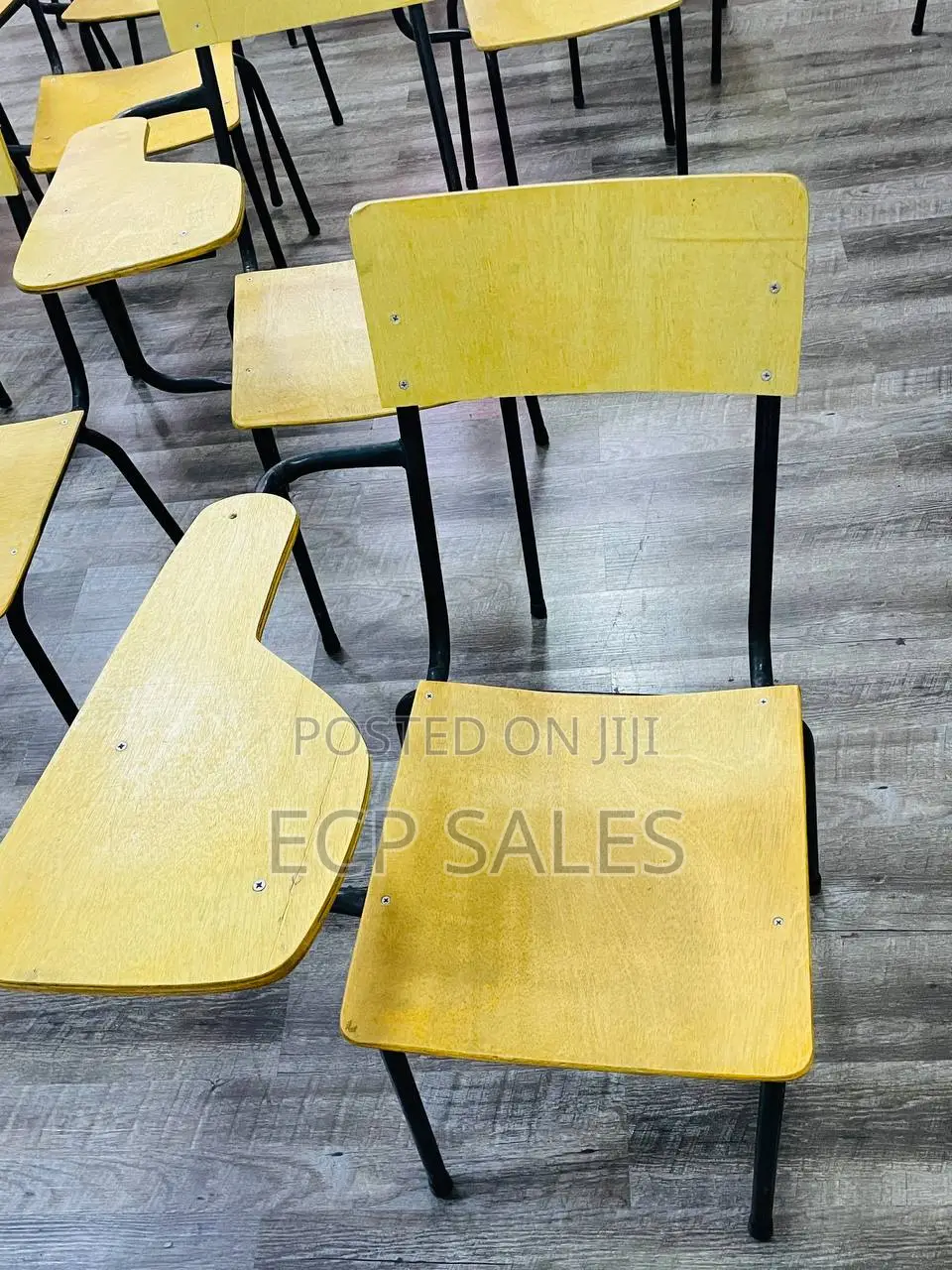 የመማሪያ ክፍል ወንበር/ Arm Chair