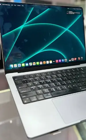 New Laptop Apple MacBook Pro M1 32GB Apple M1 SSD 1T