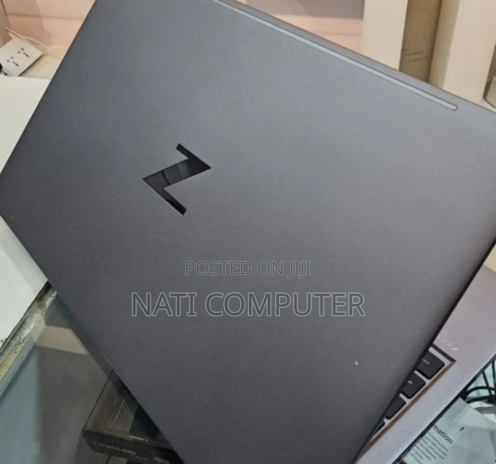 New Laptop HP ZBook 14 32GB Intel Core I7 SSD 512GB