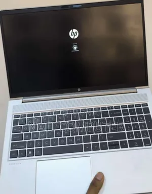 New Laptop HP ProBook 450 G9 16GB Intel Core I5 SSD 512GB