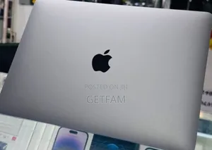 New Laptop Apple MacBook Pro 2019 8GB Intel Core I5 SSD 128GB