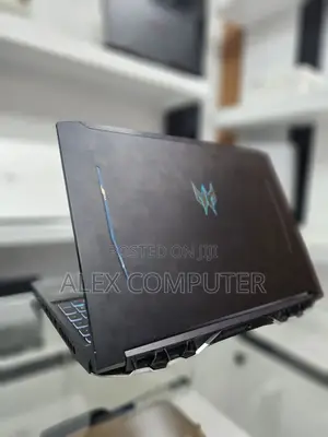 New Laptop Acer Predator Helios 300 16GB Intel Core I7 SSD 1T