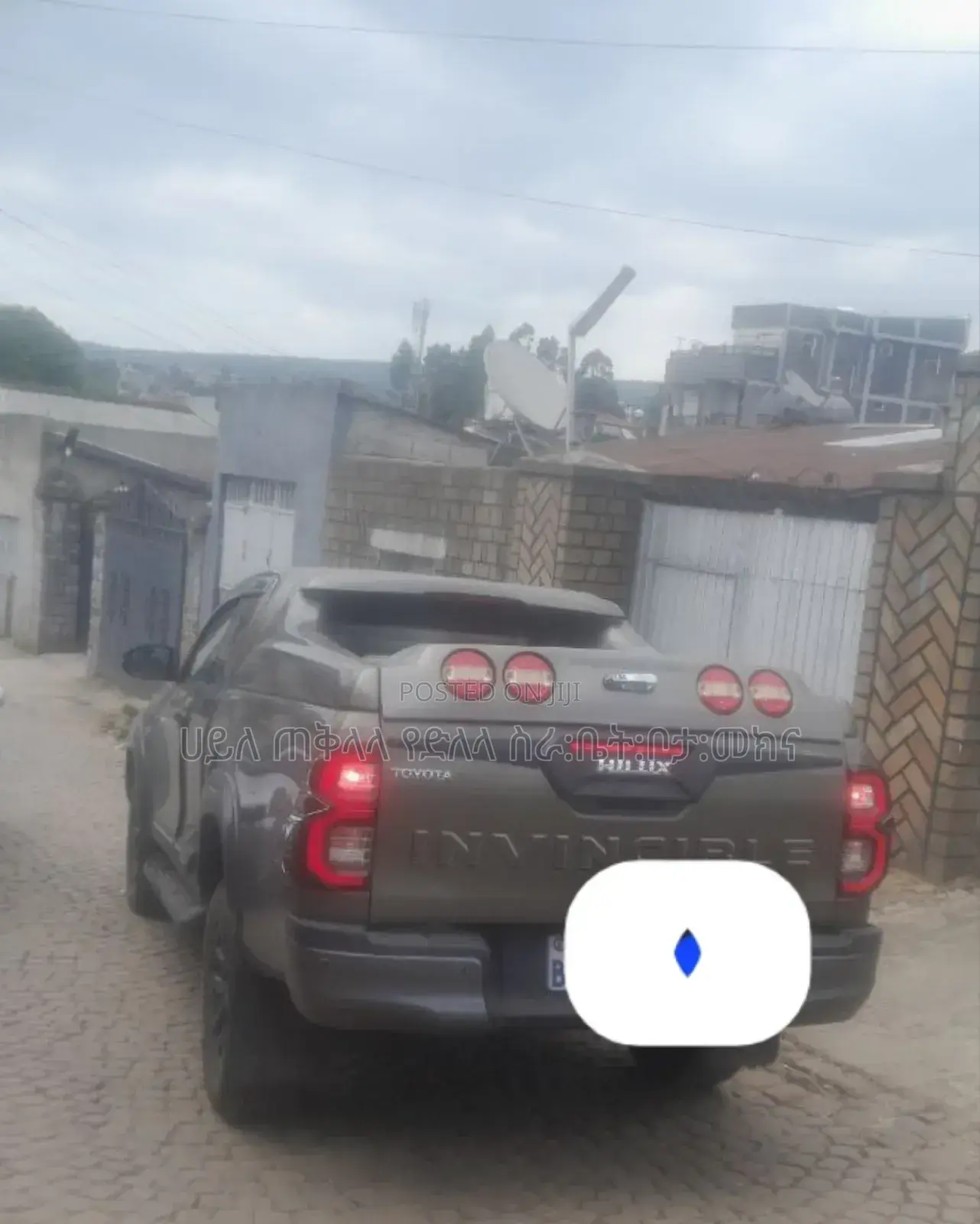 Toyota Hilux 2022 Green