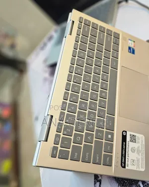 New Laptop HP Envy x360 8GB Intel Core i5 SSD 512GB