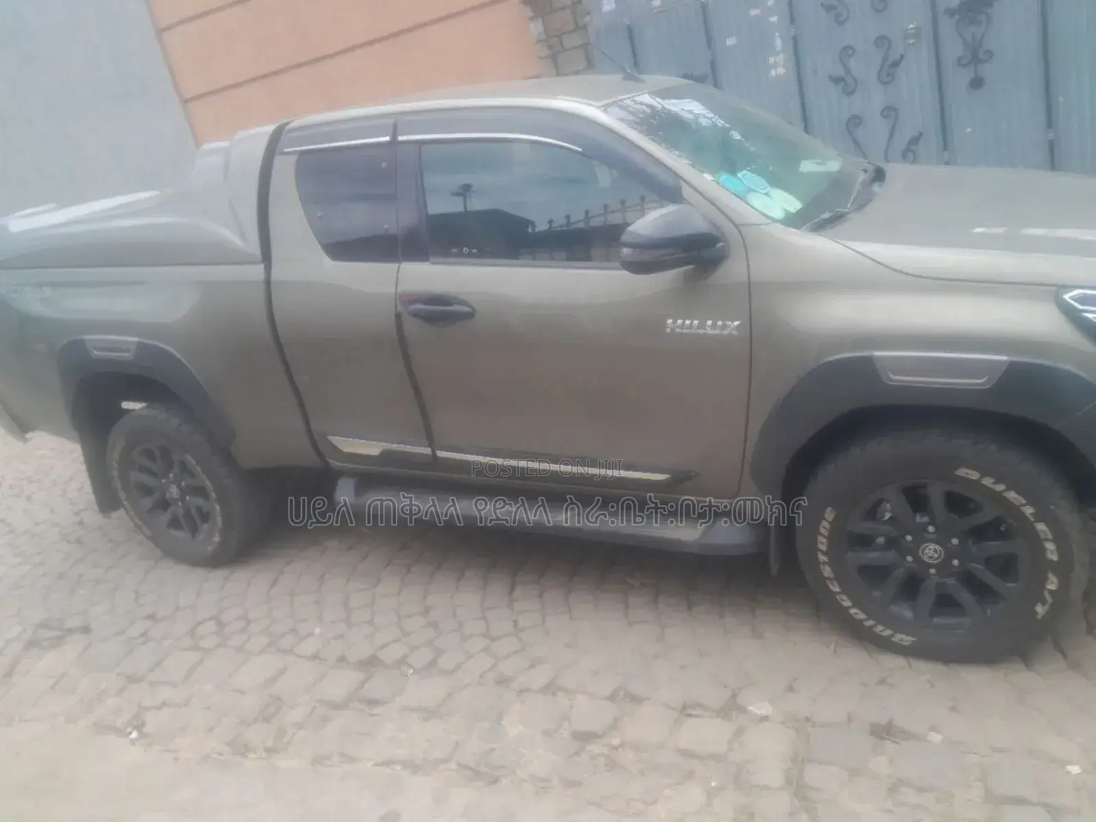 Toyota Hilux 2022 Green