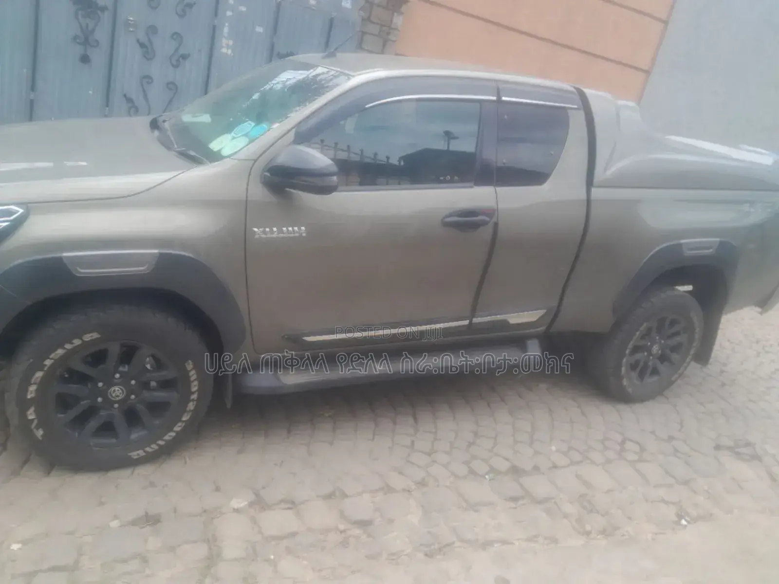 Toyota Hilux 2022 Green