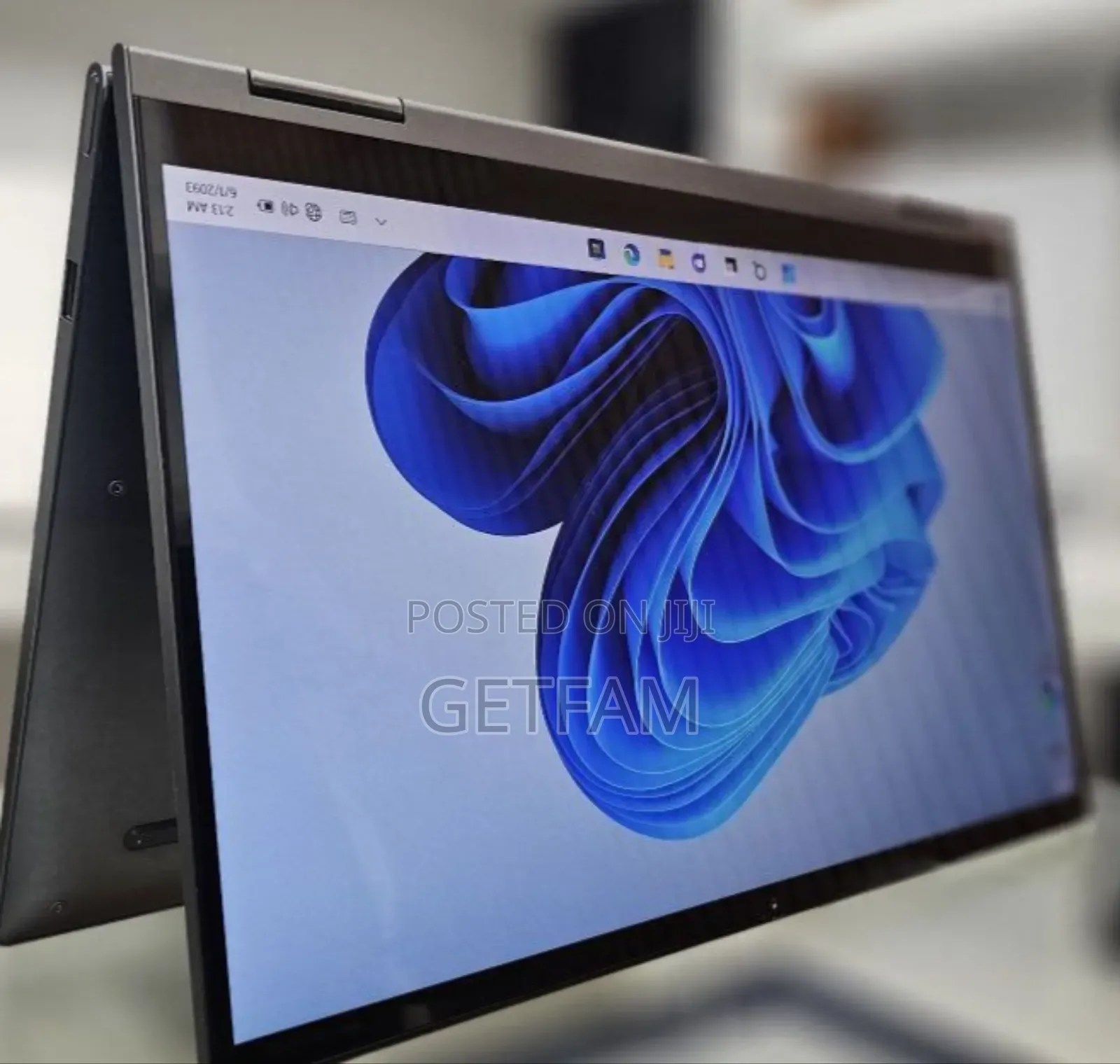 New Laptop Lenovo Yoga C740 16GB Intel Core I7 SSD 512GB