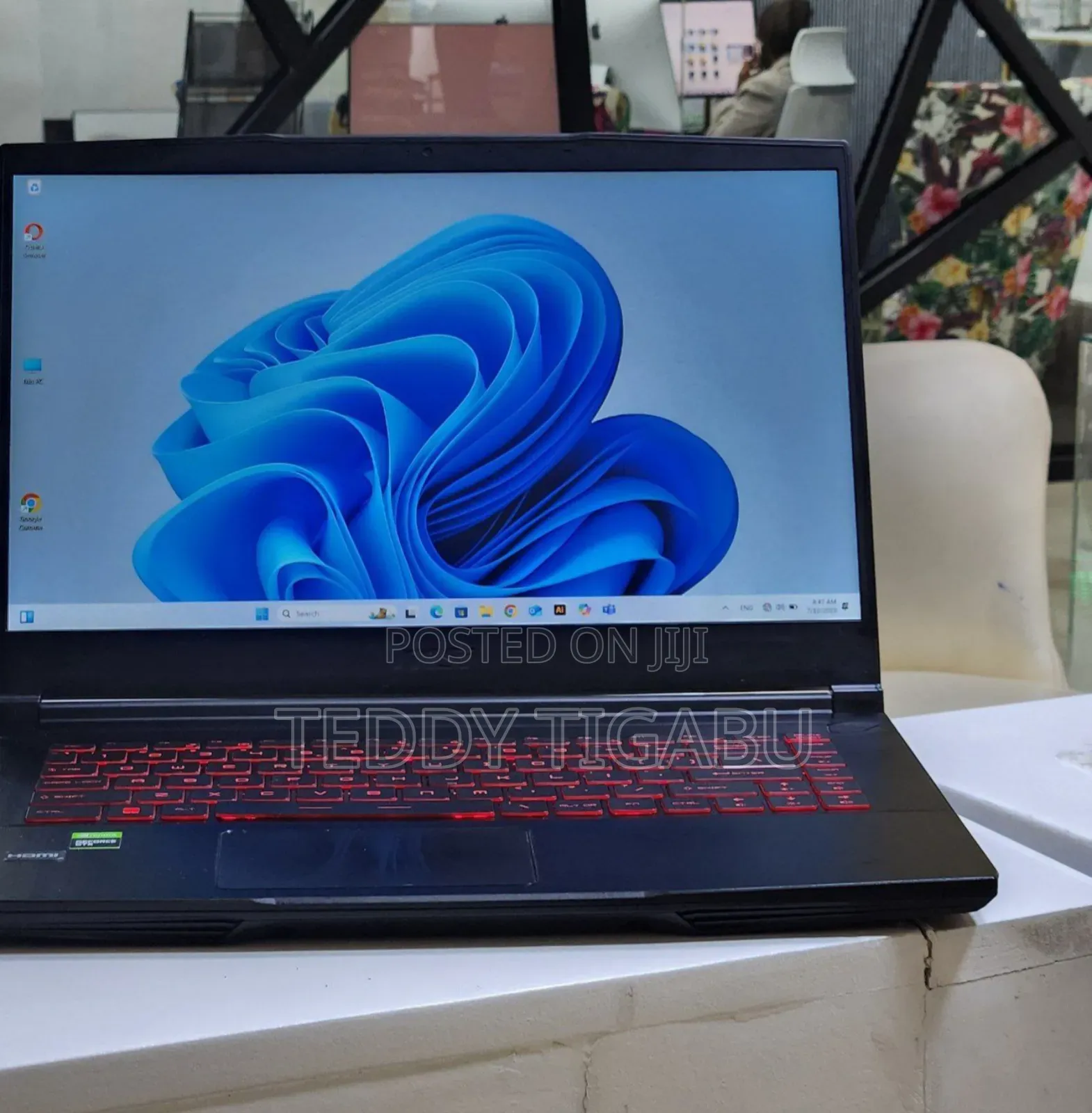 New Laptop MSI GF63 12GB Intel Core I5 SSD 512GB