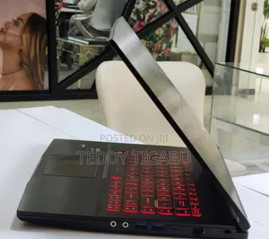 New Laptop MSI GF63 12GB Intel Core I5 SSD 512GB