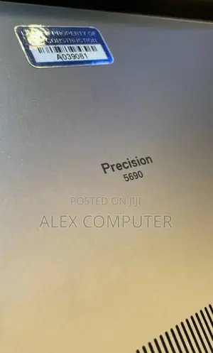 New Laptop Dell Precision 5690 32GB Intel Core Ultra 7 SSD 1T