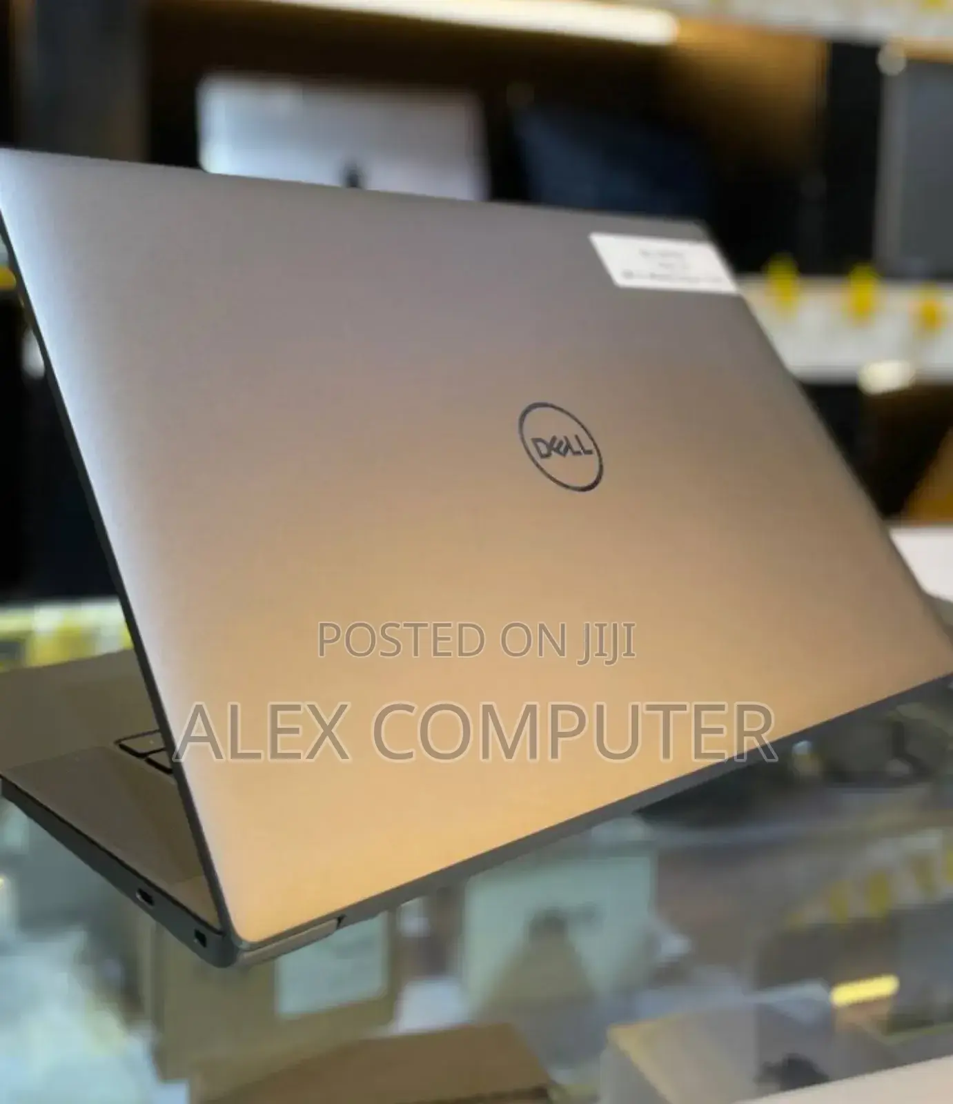 New Laptop Dell Precision 5690 32GB Intel Core Ultra 7 SSD 1T