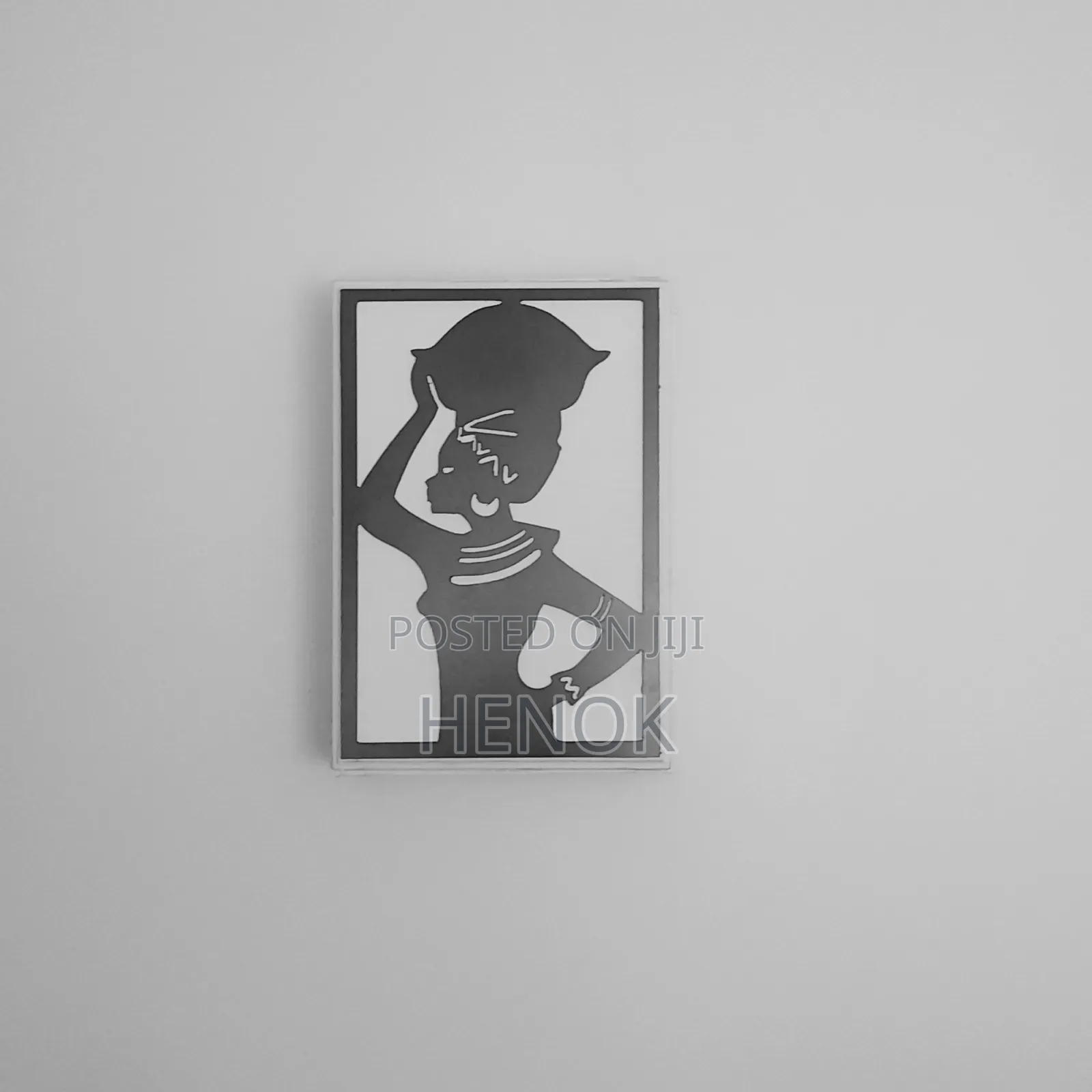 ማራኪ ውበት ያላቸው Wall Arts