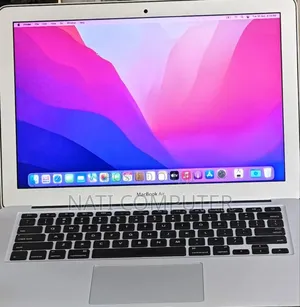 New Laptop Apple MacBook Pro 2017 8GB Intel Core I7 SSD 512GB