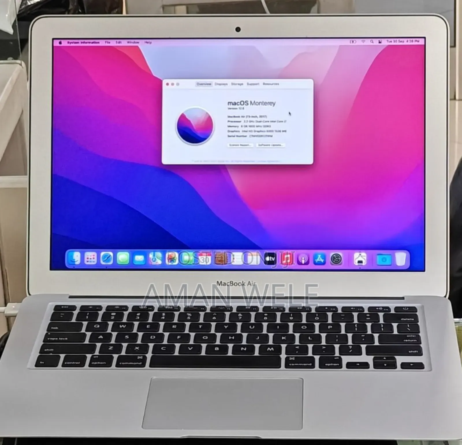 New Laptop Apple MacBook Pro 2017 8GB Intel Core I7 SSD 512GB