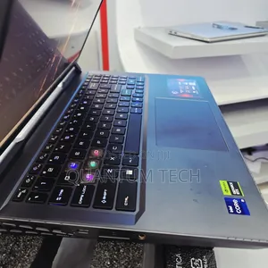 New Laptop MSI Vector GP68 HX 13V 16GB Intel Core I9 SSD 1T