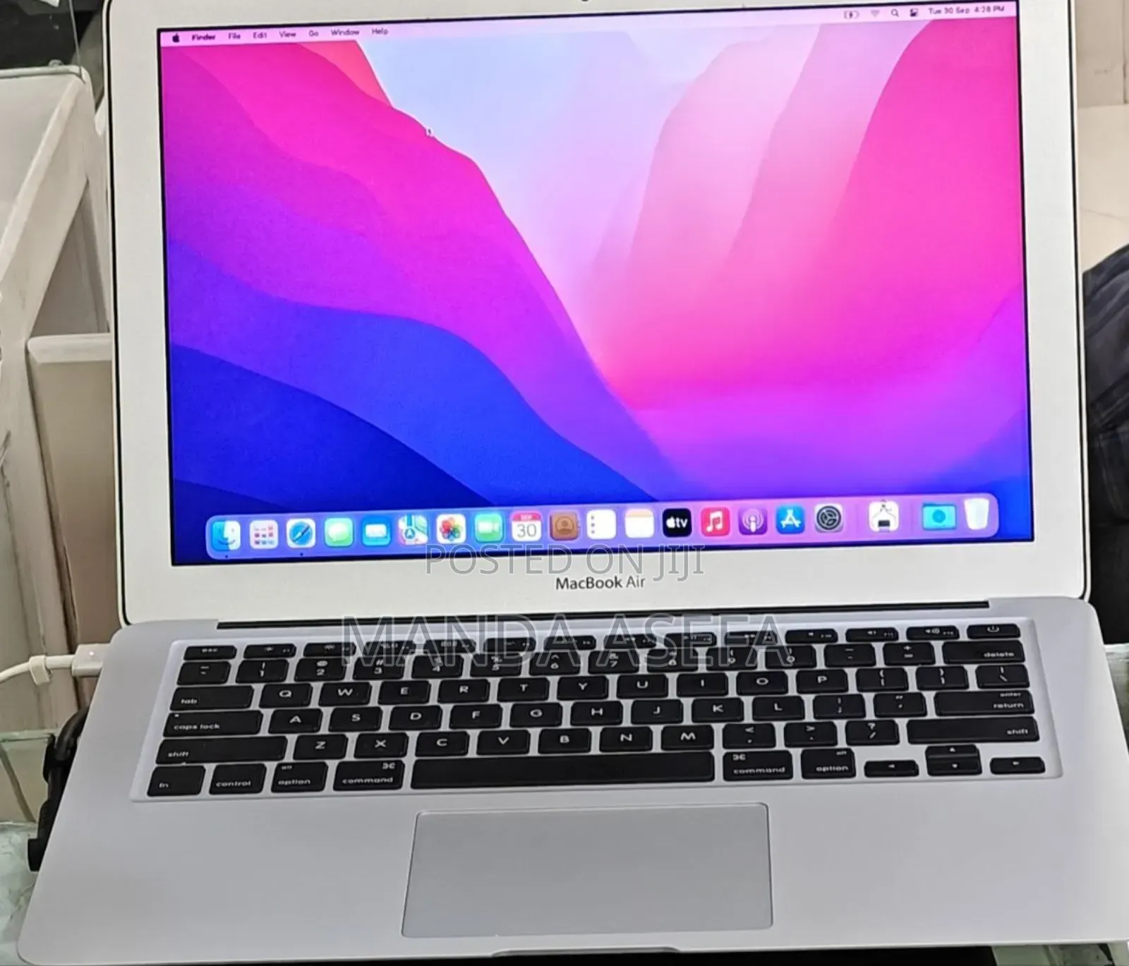 New Laptop Apple MacBook Air 2017 8GB Intel Core i7 SSD 512GB