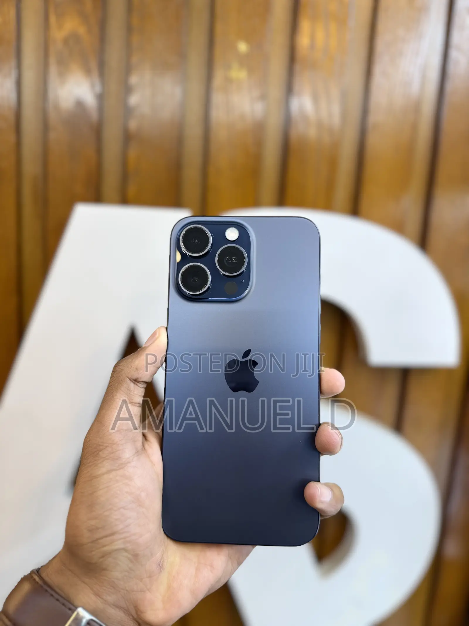 New Apple iPhone 15 Pro Max 256 GB Black