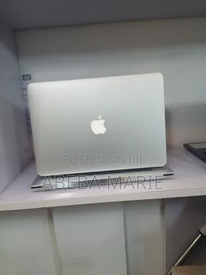 New Laptop Apple MacBook Air 2017 8GB Intel Core I5 SSD 512GB