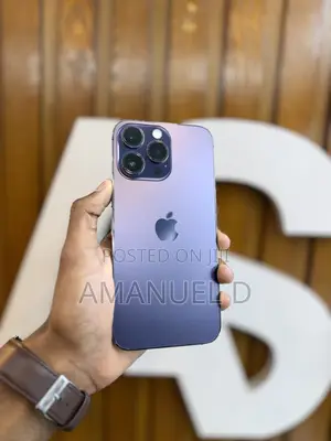 Photo - Apple iPhone 14 Pro Max 128 GB Purple