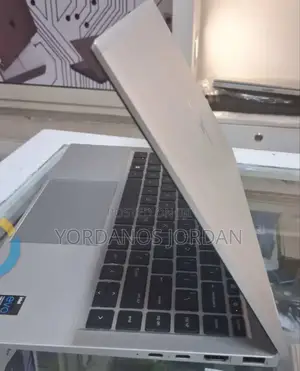 New Laptop HP EliteBook X360 1030 G8 32GB Intel Core I7 SSD 512GB