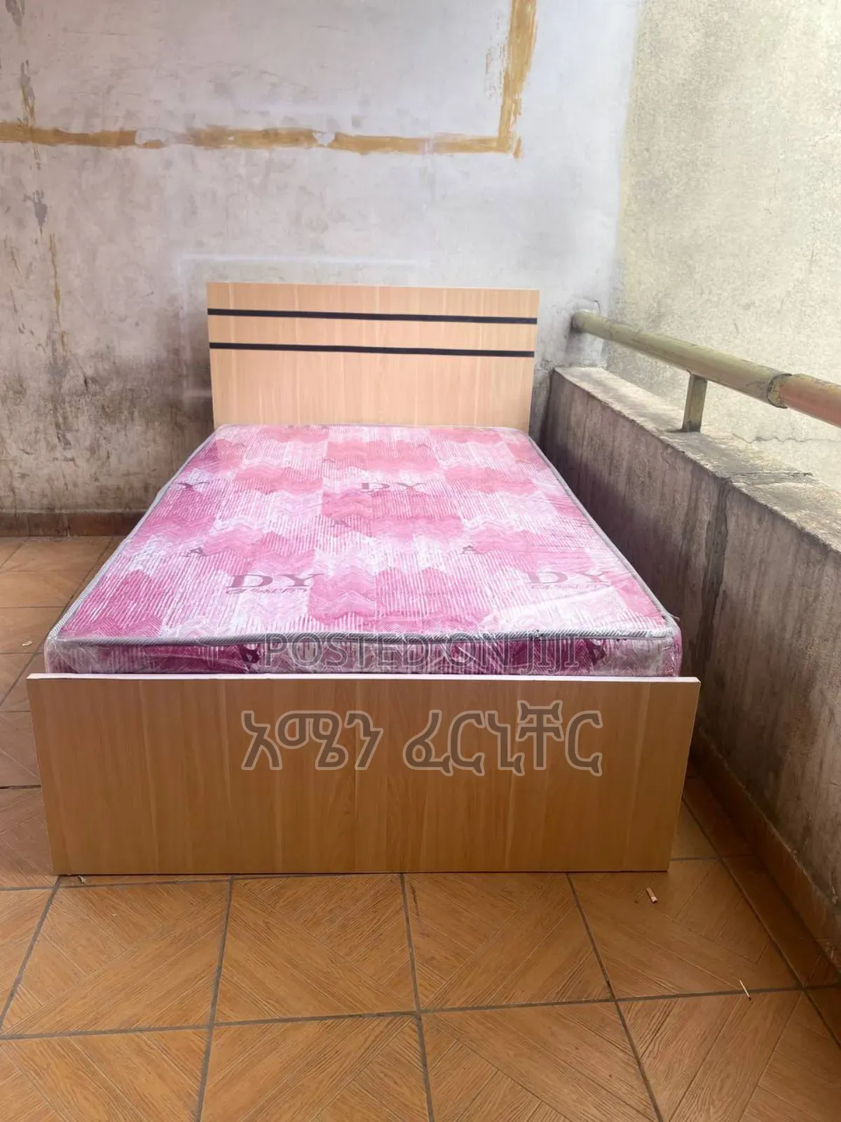 አልጋ(Alga),Bed በ8800. ከፍራሽ ጋር በ15000 ብቻ