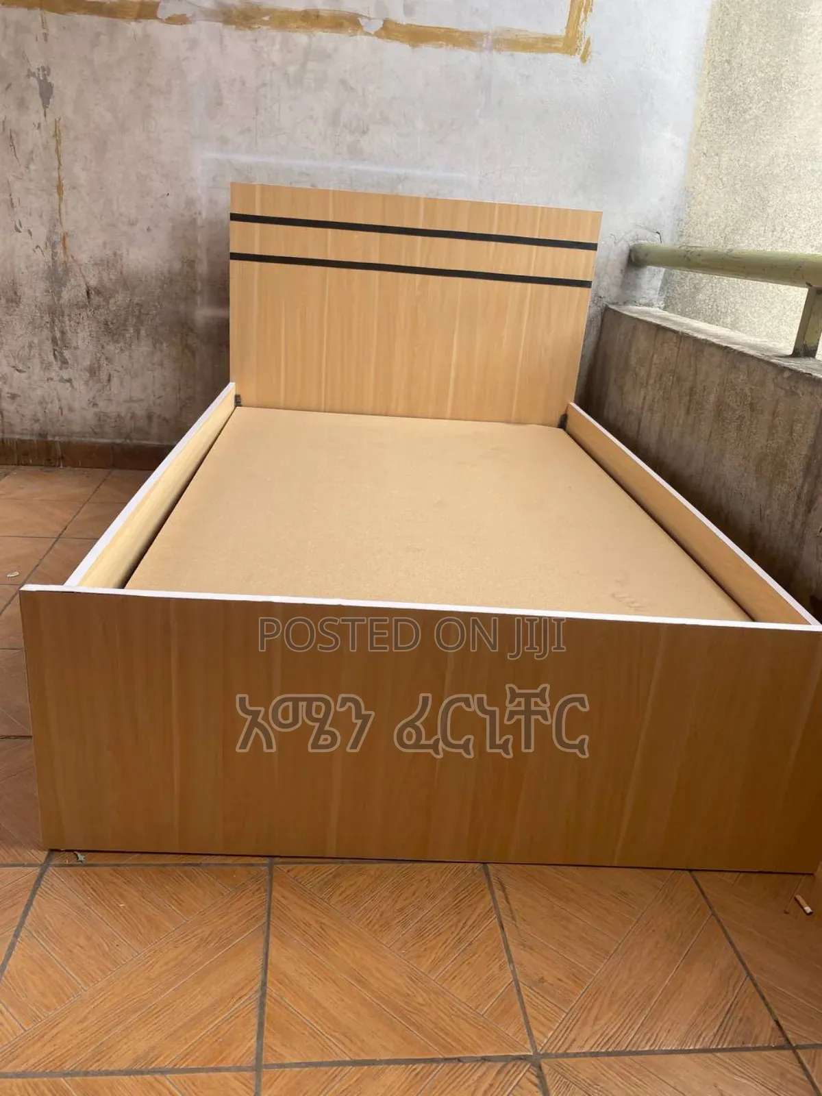 አልጋ(Alga),Bed በ8800. ከፍራሽ ጋር በ15000 ብቻ