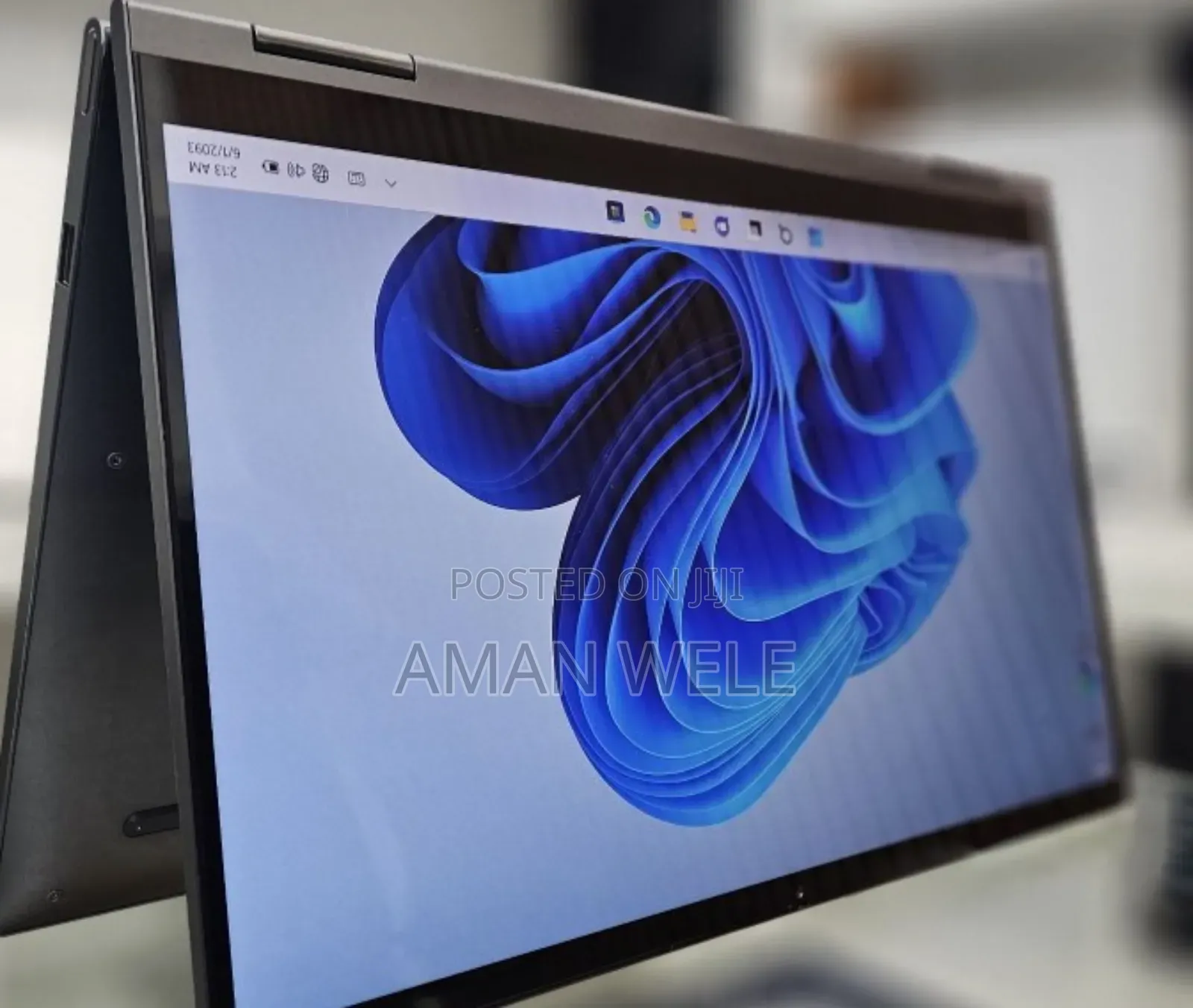 New Laptop Lenovo Yoga C740 16GB Intel Core I7 SSD 512GB