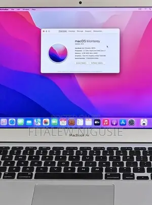 New Laptop Apple MacBook Air 2017 8GB Intel Core I7 SSD 512GB