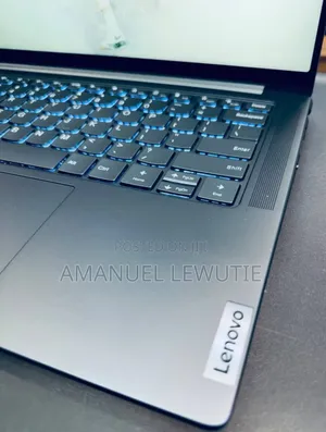 New Laptop Lenovo 16GB AMD Ryzen 7 SSD 1T